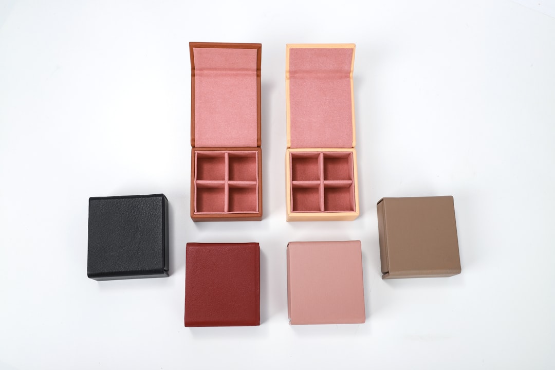 Set Packaging