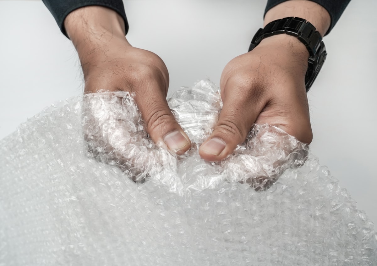Protective bubble wrap packaging